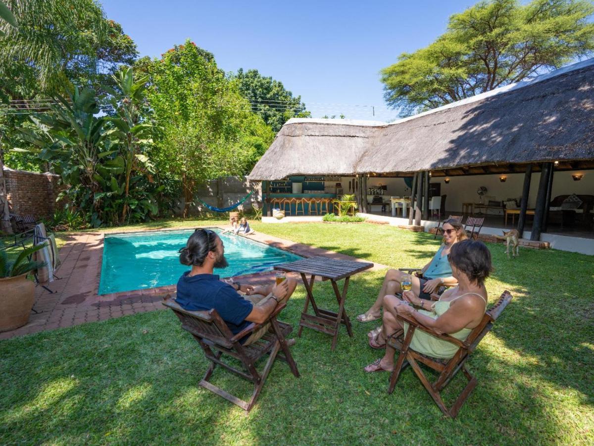 Drift Inn Victoria Falls Exteriör bild