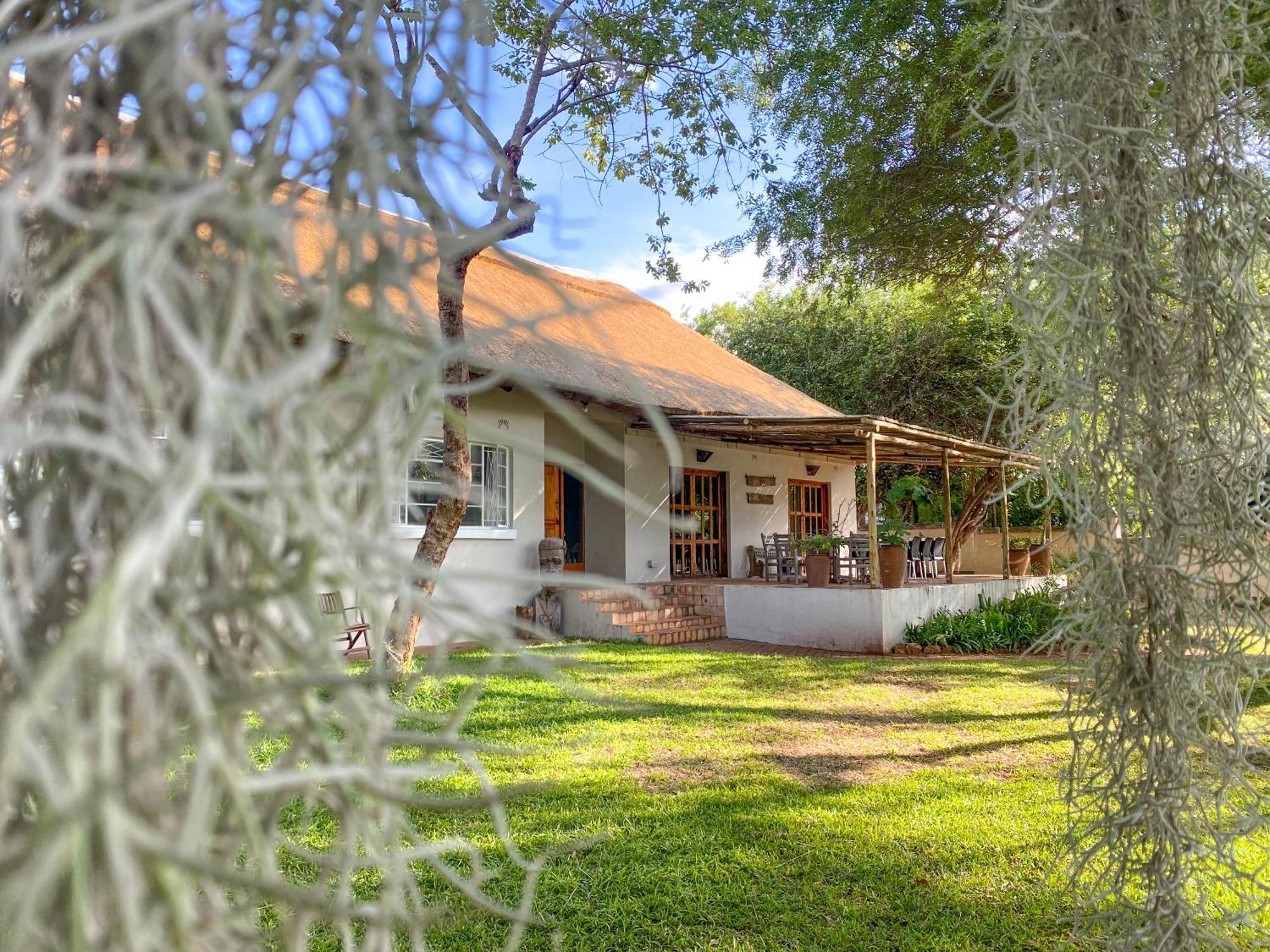Drift Inn Victoria Falls Exteriör bild