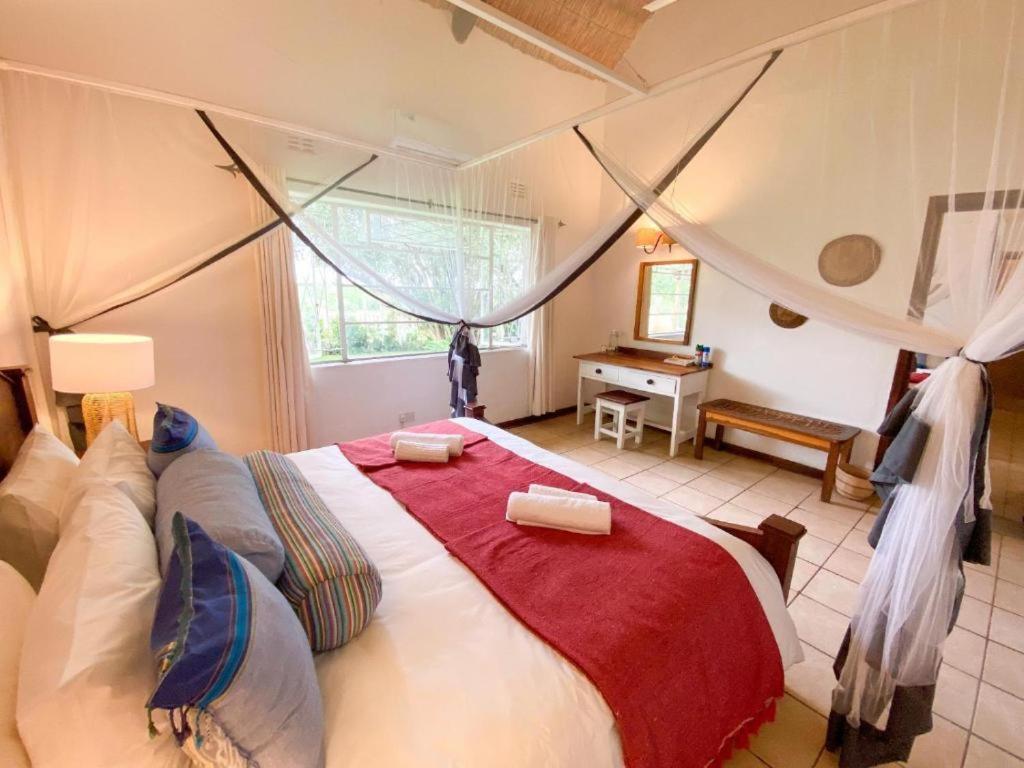 Drift Inn Victoria Falls Exteriör bild
